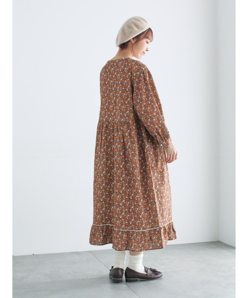 Samansa Mos2（サマンサ モスモス）の「【WEB限定】胸元配色花柄ワンピース（ワンピース・レディース・ミント/ブラウン/チャコールグレー・F）」の7枚目の写真
