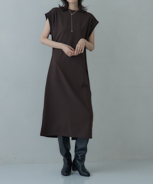 GALLEST（ギャレスト）の「サイドラインジョーゼットワンピース（ワンピース・レディース・ブラック/ブラウン系その他・34/38）」の4枚目の写真