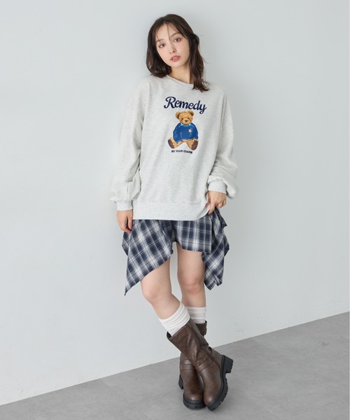 INGNI（イング）の「【WEB限定】ベアロゴスウェットチュニック（スウェット・レディース・ネイビー/オートミール/ボルドー・M）」の6枚目の写真