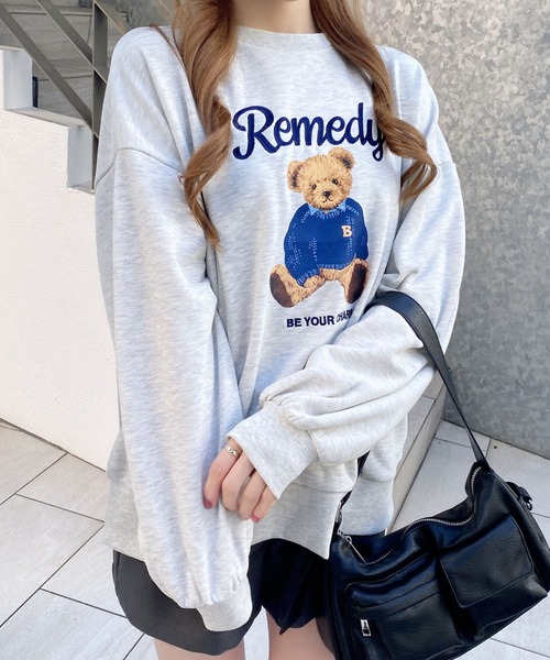 INGNI（イング）の「【WEB限定】ベアロゴスウェットチュニック（スウェット・レディース・ネイビー/オートミール/ボルドー・M）」の5枚目の写真