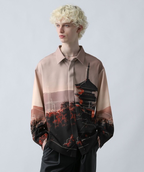 HARE（ハレ）の「ランドスケープスケッチシャツ(HARE)（シャツ/ブラウス・メンズ・ブラック/オレンジ・FREE）」の2枚目の写真