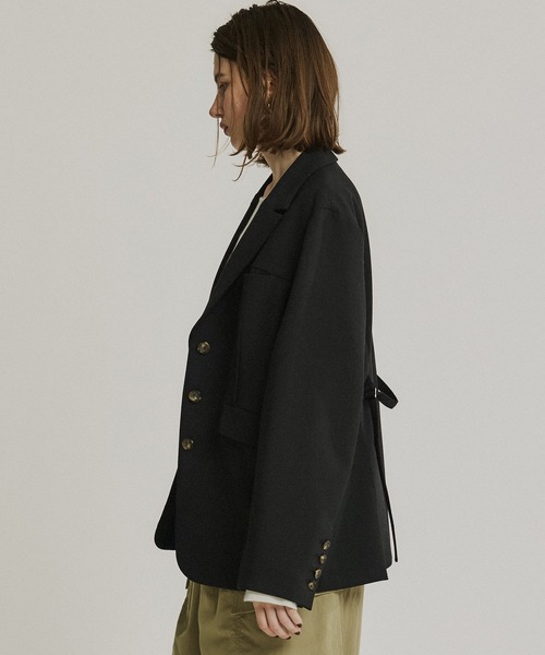 PUBLIC TOKYO（パブリックトウキョウ）の「ダブルクロスノッチドラペルジャケット＊セットアップ対応＊（テーラードジャケット・レディース・ベージュ/ブラック/ネイビー・1/2）」の17枚目の写真
