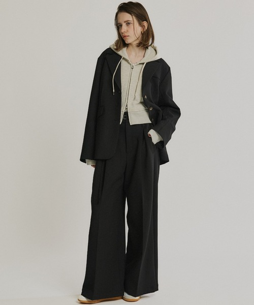 PUBLIC TOKYO（パブリックトウキョウ）の「ダブルクロスノッチドラペルジャケット＊セットアップ対応＊（テーラードジャケット・レディース・ベージュ/ブラック/ネイビー・1/2）」の6枚目の写真