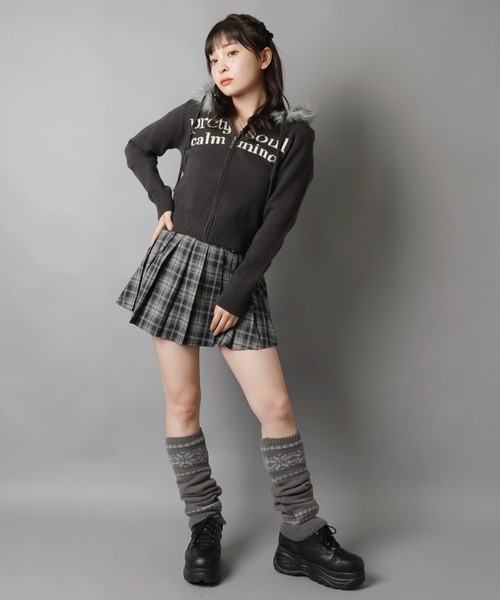 SPINNS（スピンズ）の「ふわもこフードが優勝☆彡あざと可愛い韓国ニットパーカー/ジャガードロゴ（パーカー・レディース・ピンク/チャコール/ネイビー/アイボリー・ONESIZE）」の15枚目の写真