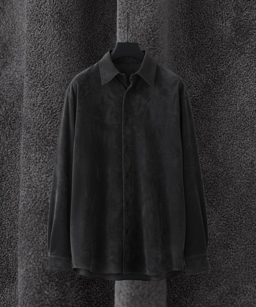 UNITED TOKYO（ユナイテッドトウキョウ）の「【残りわずか】FEATHER SUEDE ロングスリーブシャツ ｜軽量/インナー/ウォッシャブル/イージーケア/オールシーズン（シャツ/ブラウス・メンズ・ブラック/ブラウン/ダークグレー・1/2）」の2枚目の写真