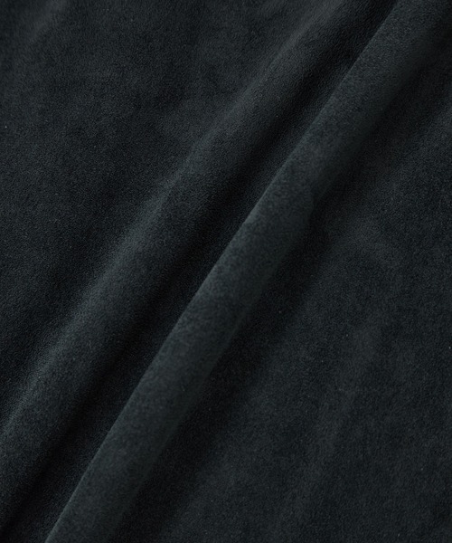 UNITED TOKYO（ユナイテッドトウキョウ）の「【残りわずか】FEATHER SUEDE ロングスリーブシャツ ｜軽量/インナー/ウォッシャブル/イージーケア/オールシーズン（シャツ/ブラウス・メンズ・ブラック/ブラウン/ダークグレー・1/2）」の19枚目の写真