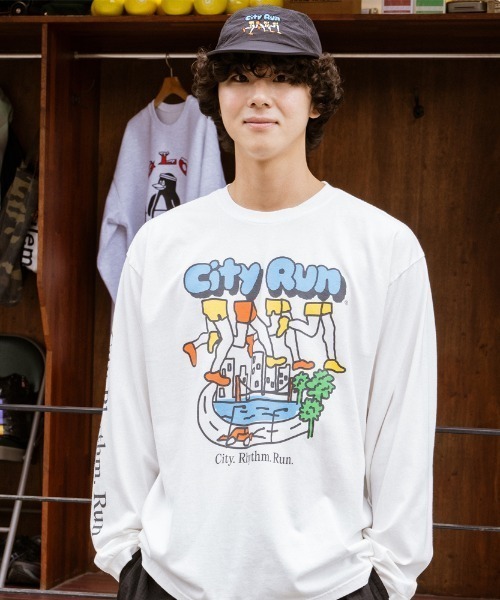 PR01.(ピーアールワン)の「BIG WAVE シティーラン Tシャツ (ロンT)(Tシャツ/カットソー・メンズ・オフホワイト・MEDIUM)」の2枚目の写真