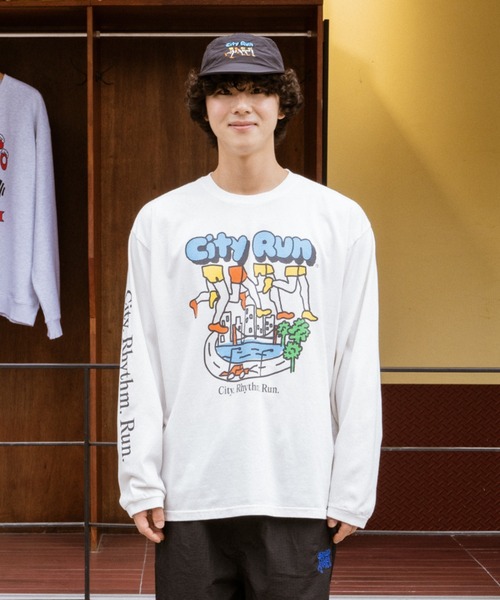 PR01.(ピーアールワン)の「BIG WAVE シティーラン Tシャツ (ロンT)(Tシャツ/カットソー・メンズ・オフホワイト・MEDIUM)」の4枚目の写真