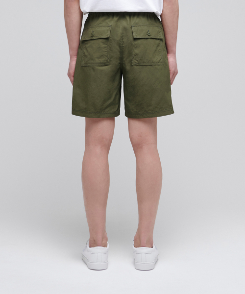 MUSINSA STANDARD（ムシンサスタンダード）の「ユーティリティショーツ [オリーブグリーン]（その他パンツ・メンズ・その他・26/27/28/29/36/34/32/30/31/33）」の2枚目の写真