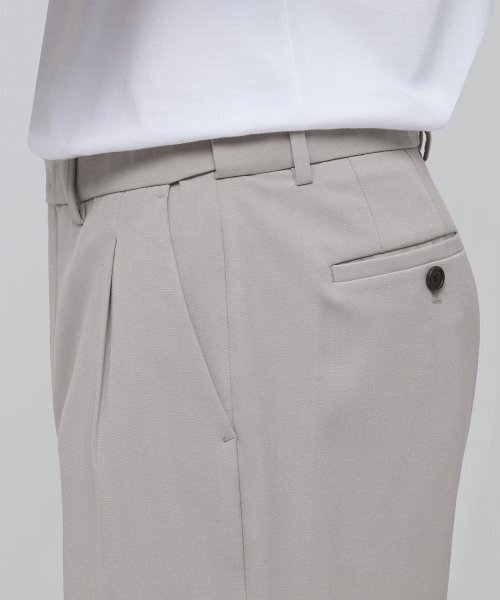MUSINSA STANDARD（ムシンサスタンダード）の「軽量ワイド隠しバンディングクロップドスラックス[ライトベージュ]（スラックス・メンズ・その他・27/28/29/42/36/34/32/33/26/40/38）」の5枚目の写真