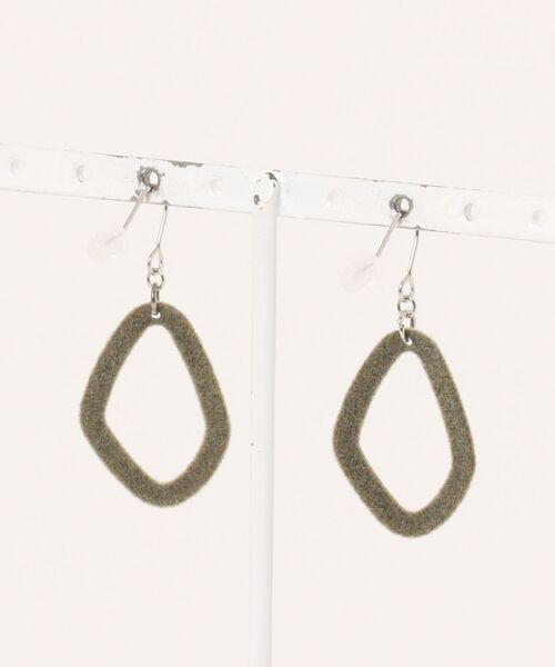 tone(トーン)の「【TOMEI LAB】フロッキー ピアス(MA)(ピアス(両耳用)・レディース・ピンク系その他/オリーブ・FREE)」の11枚目の写真