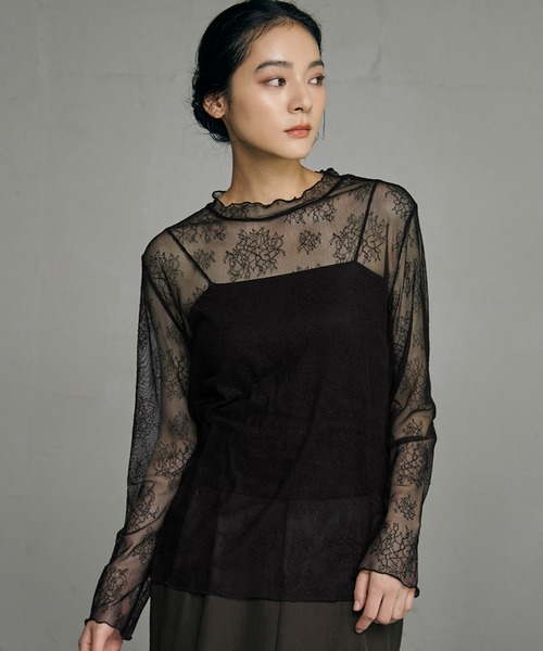 LOWO（ロワ）の「【2つの柄から選べる】シースルートップス シアートップス レース 長袖 刺繍 レイヤード 結婚式 パーティー オケージョン お呼ばれ（Tシャツ/カットソー・レディース・ブラック系その他/アイボリー/ブラック/ホワイト/ホワイト系その他・FREE）」の6枚目の写真