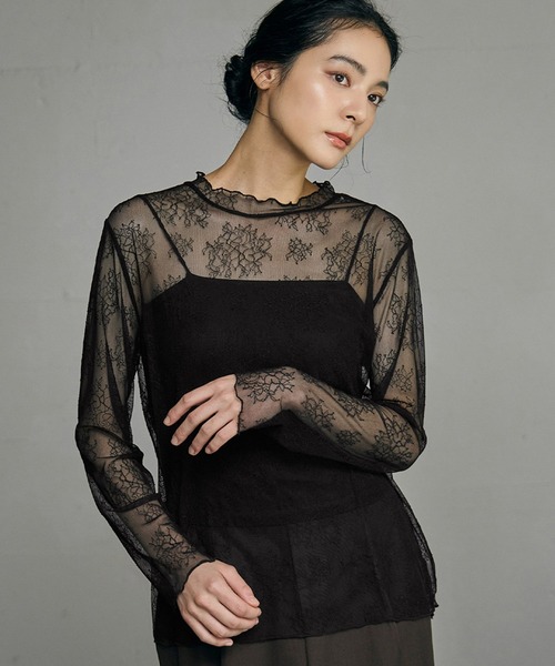 LOWO（ロワ）の「【2つの柄から選べる】シースルートップス シアートップス レース 長袖 刺繍 レイヤード 結婚式 パーティー オケージョン お呼ばれ（Tシャツ/カットソー・レディース・ブラック系その他/アイボリー/ブラック/ホワイト/ホワイト系その他・FREE）」の7枚目の写真