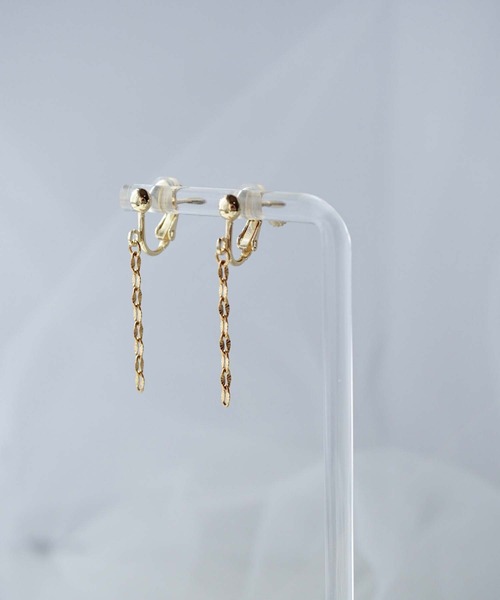 CERCA(チェルカ)の「saran jewelry/ショート デザイン チェーン イヤリング/アレルギー対応(イヤリング・レディース・ゴールド/シルバー・FREE)」の11枚目の写真