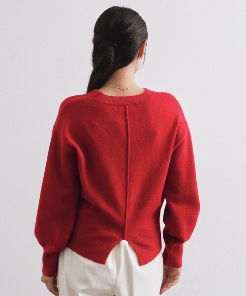 OPAQUE.CLIP(オペークドットクリップ)の「Vネックラメニット【洗濯機OK】(ニット/セーター・レディース・グレー/レッド系1/ネイビー・40/38)」の16枚目の写真