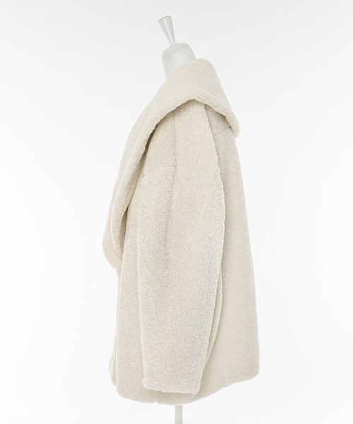 Narcissus（ナルシス）の「ボアコート/オーバーサイズ/もこもこ/秋冬（ムートンコート・レディース・ブラック/アイボリー・FREE）」の10枚目の写真