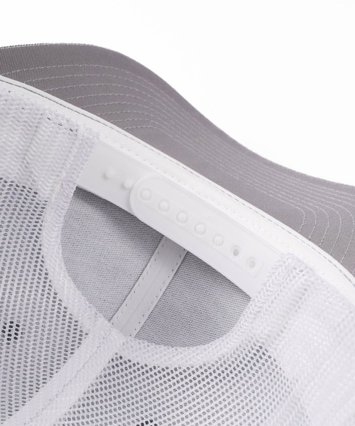 FLEXFIT（フレックスフィット）の「【PH3】【FLEXFIT/フレックスフィット】Retro Trucker 2-Tone 6606T（キャップ・メンズ・ヘザーグレー/チャコールグレー・FREE）」の14枚目の写真