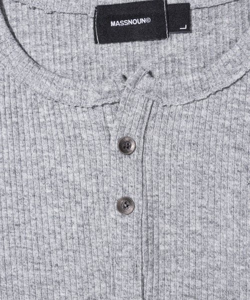 MASSNOUN(マスノウン)の「リブドヘンリーネックロングスリーブ MSILS003-GY(Tシャツ/カットソー・レディース・その他・MEDIUM/LARGE)」の4枚目の写真