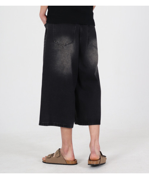 BUTTON SEOUL(ボタンソウル)の「キャットブラシ ヴィンテージ バミューダデニムパンツ(黒青)(その他パンツ・メンズ・その他・MEDIUM/LARGE/X-LARGE)」の2枚目の写真