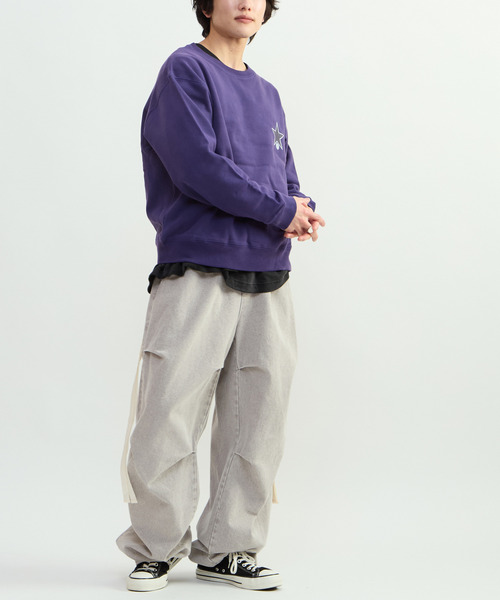 CONVERSE TOKYO（コンバーストウキョウ）の「BACK FLOWER PRINT SWEAT（スウェット・レディース・ブルー/レッド/スミクロ/パープル・SMALL/MEDIUM）」の14枚目の写真