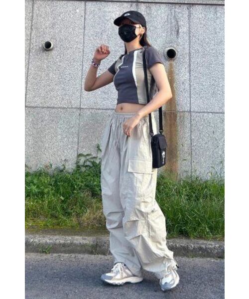 THE MILE（ザマイル）の「エムエルナイロンワイドバルーンストリングパンツ[ベージュ]（スウェットパンツ・メンズ・その他・LARGE/MEDIUM/SMALL）」の3枚目の写真