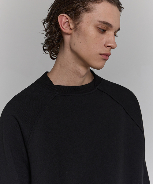 DGNAK(ディグナク)の「ラグランクロスネックスウェット(ブラック) PF1TS0101(スウェット・メンズ・ブラック・MEDIUM/LARGE)」の4枚目の写真