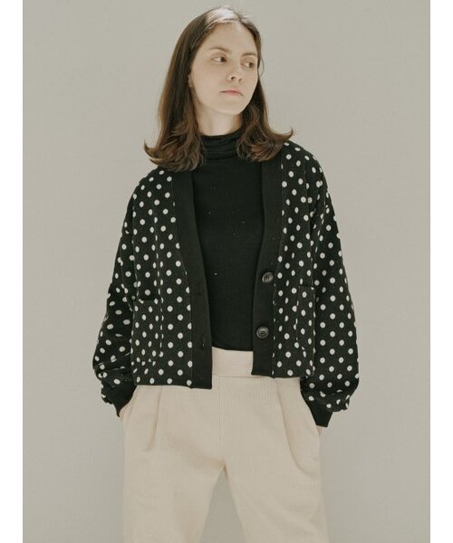 AVANT-G(アバン)の「Dot Jacquard Knit Cardigan - BLACK(カーディガン/ボレロ・レディース・その他・FREE)」の4枚目の写真