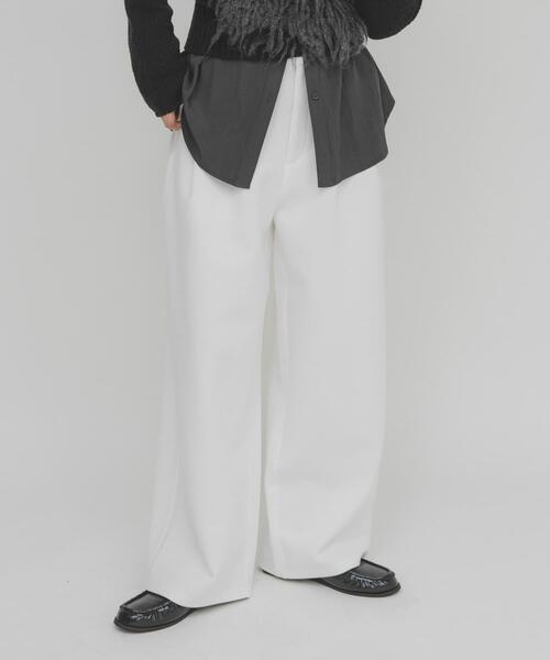 KBF（ケイビーエフ）の「ダンボールWIDEスウェットパンツ（その他パンツ・レディース・オフホワイト/グレー系その他/ブラック・ONE）」の4枚目の写真