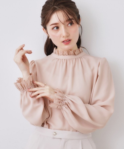 couture brooch（クチュールブローチ）の「【2WAY・ハレの日・通勤】エンブロレースブラウス（シャツ/ブラウス・レディース・アイボリー/ブラック/ライトグレー/ピンク・40/36/42/38）」の11枚目の写真