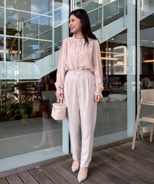 couture brooch（クチュールブローチ）の「【2WAY・ハレの日・通勤】エンブロレースブラウス（シャツ/ブラウス・レディース・アイボリー/ブラック/ライトグレー/ピンク・40/36/42/38）」の5枚目の写真