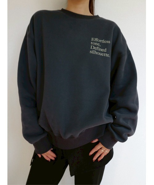 TRUNC(トランクエイティーエイト)の「Oversized Back LOGO Sweat / オーバーサイズバックロゴスウェット(スウェット・レディース・チャコールグレー/グレー・FREE)」の2枚目の写真
