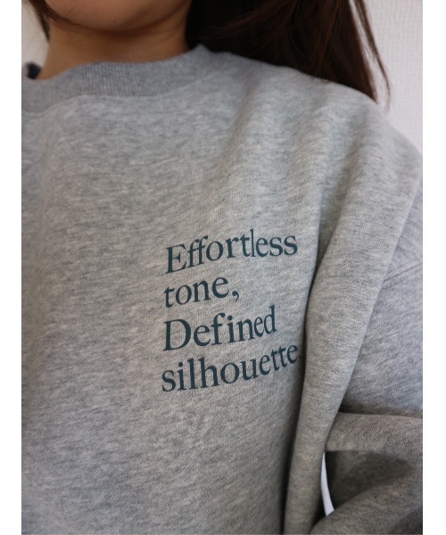 TRUNC(トランクエイティーエイト)の「Oversized Back LOGO Sweat / オーバーサイズバックロゴスウェット(スウェット・レディース・チャコールグレー/グレー・FREE)」の5枚目の写真