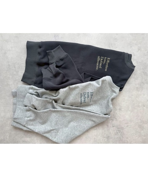 TRUNC(トランクエイティーエイト)の「Oversized Back LOGO Sweat / オーバーサイズバックロゴスウェット(スウェット・レディース・チャコールグレー/グレー・FREE)」の15枚目の写真