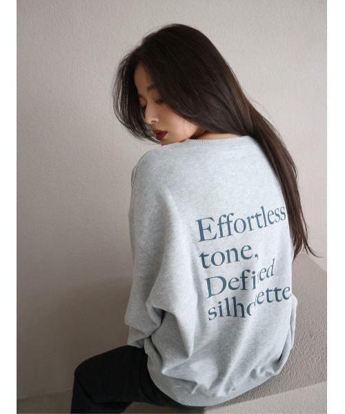 TRUNC(トランクエイティーエイト)の「Oversized Back LOGO Sweat / オーバーサイズバックロゴスウェット(スウェット・レディース・チャコールグレー/グレー・FREE)」の18枚目の写真