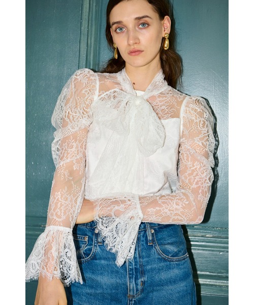 Estella.K（エステラケー）の「Cassia Lace Bow Blouce スカラップレースタイブラウス（シャツ/ブラウス・レディース・ホワイト/ブラック・FREE）」の2枚目の写真