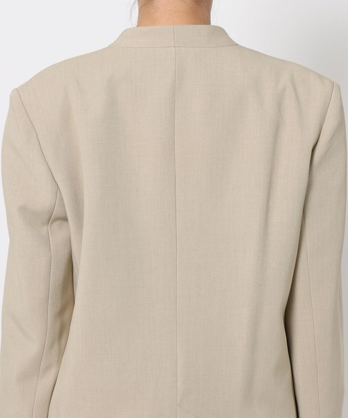 mysty woman(ミスティウーマン)の「ノーカラーWジャケット 643762(テーラードジャケット・レディース・ブラック/ライトベージュ・FREE)」の12枚目の写真