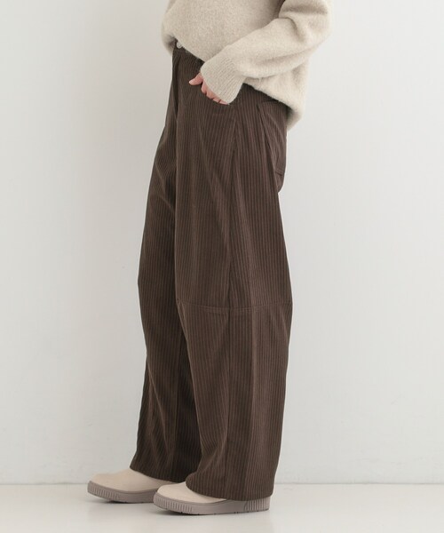 SHOO・LA・RUE(シューラルー)の「【S-LL】大人っぽく穿ける 股上深め コーデュロイカーブパンツ(その他パンツ・レディース・アイボリー/ブラウン系その他・01/02/03/04)」の8枚目の写真
