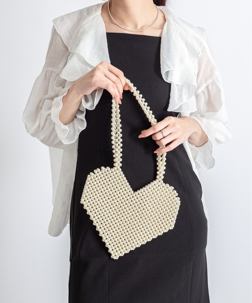 Rivel(リヴェル)の「【THE BAGMATI/ザ・バグマティー】グラスビーズバッグ ハート ハンドバッグ(トートバッグ・レディース・アイボリー/ブラック・FREE)」の1枚目の写真