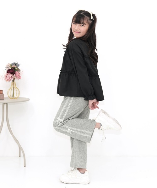 Bee des Bee（ビーデスビー）の「レースラインリボンパンツ（スウェットパンツ・キッズ・ブラック/杢グレー・110cm/120cm/130cm/140cm/150cm/100cm）」の10枚目の写真