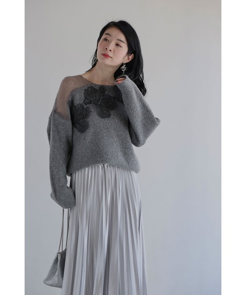 cawaii（カワイイ）の「ぐるりと囲む黒花レースのニットプルオーバートップス（ニット/セーター・レディース・グレー・FREE）」の11枚目の写真