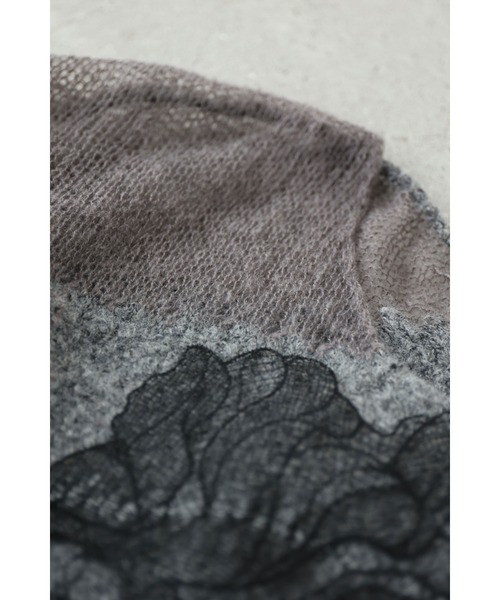 cawaii（カワイイ）の「ぐるりと囲む黒花レースのニットプルオーバートップス（ニット/セーター・レディース・グレー・FREE）」の14枚目の写真