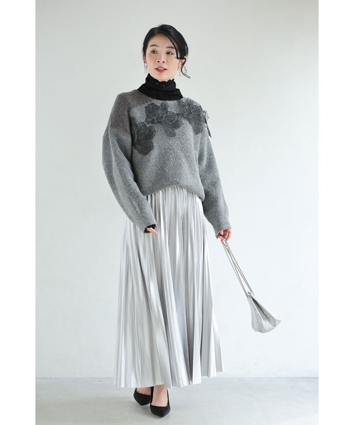 cawaii（カワイイ）の「ぐるりと囲む黒花レースのニットプルオーバートップス（ニット/セーター・レディース・グレー・FREE）」の18枚目の写真