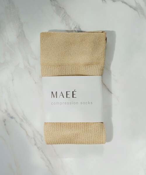green label relaxing(グリーンレーベルリラクシング)の「<MAEE>コンプレッション ソックス (グリッターリブ) / 着圧ソックス / 靴下(ソックス/靴下・レディース・ゴールド/シルバー・FREE)」の2枚目の写真