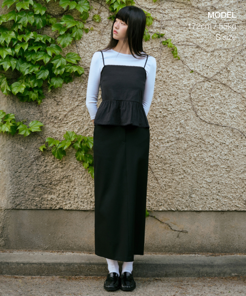 MUSINSA STANDARD WOMAN（ムシンサスタンダードウーマン）の「ウィメンズストレートマキシスカート[ブラック]（スカート・レディース・その他・LARGE/MEDIUM/SMALL/X-SMALL）」の2枚目の写真