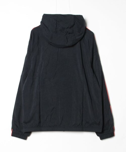 JORDAN BRAND(ジョーダンブランド)の「ジョーダン ジョーダン SPRT CLSSC ジャケット(ナイロンジャケット・メンズ・ブラック×レッド・S/M/L/XL/2XL/SS/3XL)」の2枚目の写真