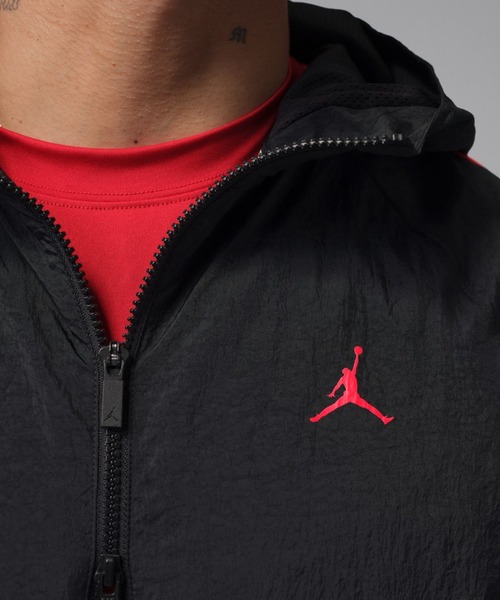 JORDAN BRAND(ジョーダンブランド)の「ジョーダン ジョーダン SPRT CLSSC ジャケット(ナイロンジャケット・メンズ・ブラック×レッド・S/M/L/XL/2XL/SS/3XL)」の7枚目の写真