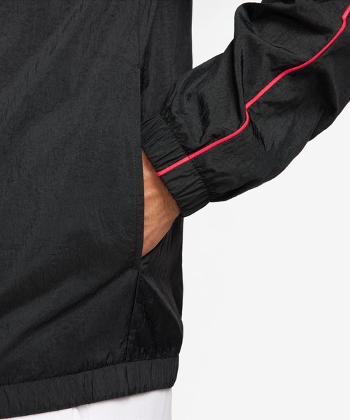 JORDAN BRAND(ジョーダンブランド)の「ジョーダン ジョーダン SPRT CLSSC ジャケット(ナイロンジャケット・メンズ・ブラック×レッド・S/M/L/XL/2XL/SS/3XL)」の8枚目の写真