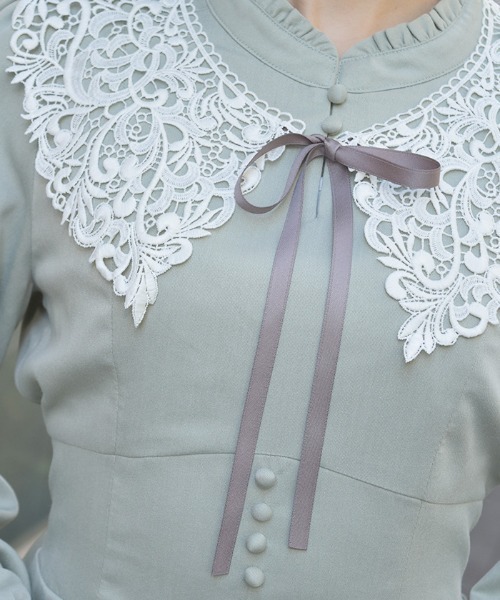 axes femme(アクシーズファム)の「付け襟付ハイウエストワンピース(ワンピース・レディース・クリーム/ブラック/ミント・MEDIUM)」の12枚目の写真