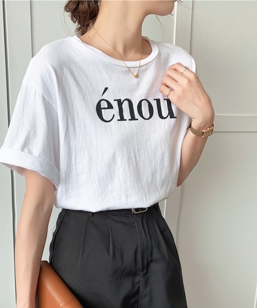 Kuroba（クロバ）の「ロゴプリントTシャツ（Tシャツ/カットソー・レディース・ベージュ/ホワイト・FREE）」の4枚目の写真