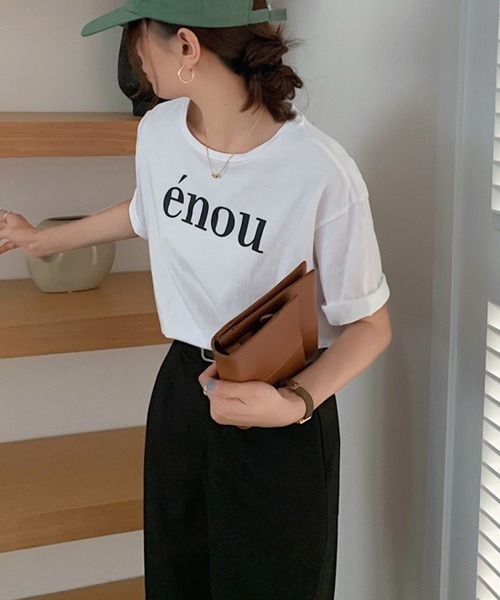 Kuroba（クロバ）の「ロゴプリントTシャツ（Tシャツ/カットソー・レディース・ベージュ/ホワイト・FREE）」の8枚目の写真